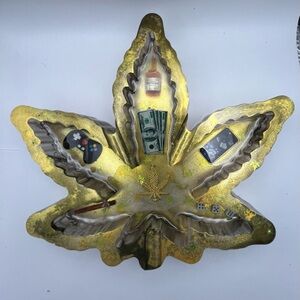 Gold Leaf-Shaped Decorative Tray